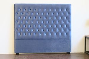 I pulsanti della testiera del <span class=keywords><strong>letto</strong></span> matrimoniale della mobilia della camera da <span class=keywords><strong>letto</strong></span> su ordinazione diretta della fabbrica progettano la testiera del velluto <span class=keywords><strong>blu</strong></span> - Product Image 3