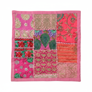 Chemin de table patchwork, tapisserie indienne, chemin de table vintage, dessus de table bohème, patchwork, tapis de table décoratif, chemin de table mural - Product Image 1