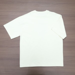 Camiseta de Manga Corta Oversize Color Crema para Hombre con Estampado de Letras Personalizado, Cuello Redondo, Estilo Casual, Ajuste de Jersey de Algodón - Product Image 2