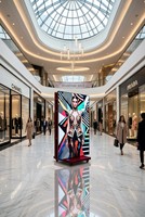 Indoor SMD 1R1G1B LED-Display Tri-Fold GOB Splicable Digital Signage 500cd/ Nova Asynchrones System Messestand HiSeaVis