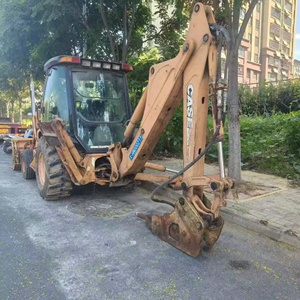 Excavadora de Ruedas Naranja Usada, Modelo 2020, 580M, Cabina Cerrada, Motor Hidráulico, Caja de Cambios, para Ingeniería Municipal - Product Image 1