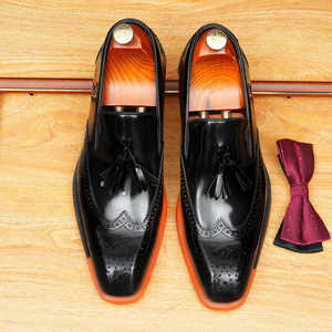 Zapatos de Vestir Casuales de Negocios Estilo Británico para Hombre, Mocasines con Hebilla, Cuero Brillante, Zapatos de Moda, Cuero de Grano Completo, Punta Puntiaguda - Product Image 3