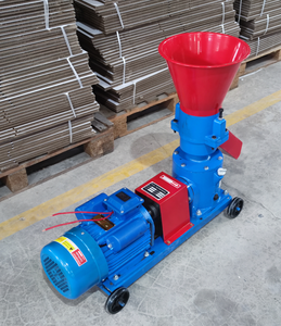 Vente en gros <span class=keywords><strong>de</strong></span> broyeur d'aliments pour animaux Nouveau design Granulateur <span class=keywords><strong>de</strong></span> granulés <span class=keywords><strong>de</strong></span> poulet avec composant <span class=keywords><strong>de</strong></span> moteur à noyau <span class=keywords><strong>de</strong></span> moulin diesel pour usage domestique - Product Image 3