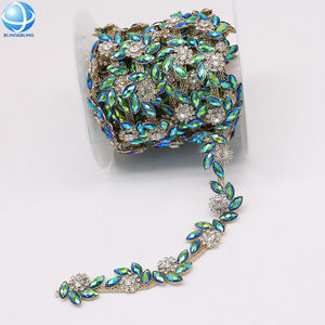 Robe de garniture de couture en cristal vert étincelant baguage décoratif chaîne de coupe en cristal garnitures de chaîne en strass - Product Image 4