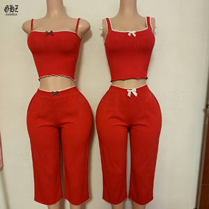 Abbigliamento Y2k: Camicia a Maniche Corte e Pantaloni Capri per Donne, Pantaloni Larghi da Yoga per l'Estate, Pantaloni Corti Casual, Set 2 Pezzi - Product Image 2