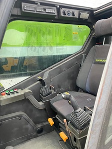 Grúa Móvil Zoomlion Ztc250 de 25 Toneladas, Grúa Telescópica sobre Camión, Maquinaria de Elevación Pesada en Promoción - Product Image 6