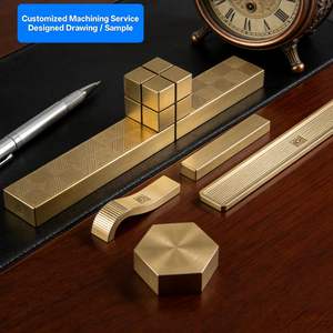Service d'usinage sur mesure en usine, blocs ronds en laiton et acier inoxydable usinés CNC de précision, presse-papiers personnalisés - Product Image 1