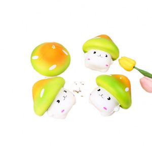 Juguete Antiestrés Personalizado - Hongo Súper Suave para Apretar - Juguete Antiestrés de Rebote Lento - Juguete Mochi - Product Image 1