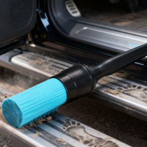 Accesorio Esencial para el Cuidado del Automóvil, Cepillo para Ruedas de Plástico Azul con un Agarre Cómodo, Facilita la Limpieza Diaria - Product Image 6