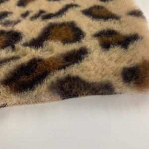 Fausse fourrure de <span class=keywords><strong>lapin</strong></span> imprimé léopard pour la confection de vêtements - Product Image 3