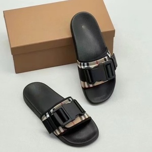 Luxurious Designer Women's Men's Flat Sandals Anti Slippery Lightweight for Home Comfortable <b>Thick</b> <b>Sole</b> Leather Sports <b>Slippers</b> - Product Image 2