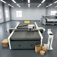 Cortadora CNC de Cama Plana Totalmente Automática con Cuchilla Oscilante para Rollos, Adhesivos, Tableros KT y Papel, con Motor PLC Digital