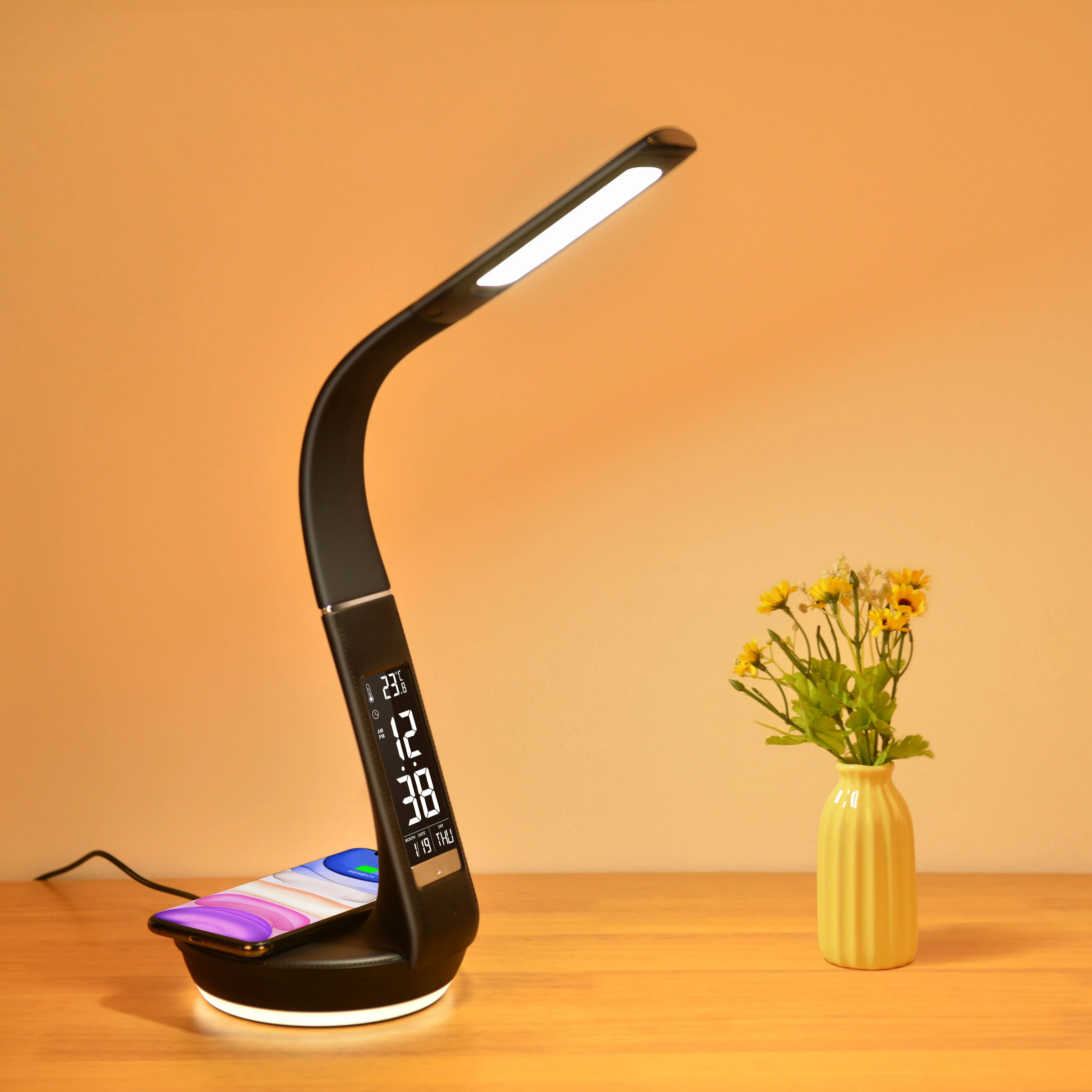 Lamp Home Decor Flexible Arm Wireless Charger Table Lamp with LCD Display LED Desk Lamp smart home lights