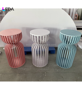 Table à gâteau en PVC et acrylique LEDA / Support à fleurs Socle piédestal pour fête Support de route pour fête Socle carré pour mariage pour fête - Product Image 6