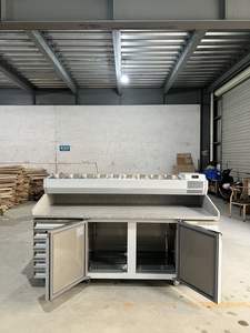 Bar <span class=keywords><strong>à</strong></span> salades Table de travail pour petit <span class=keywords><strong>comptoir</strong></span> Table de préparation de sandwichs en métro d'occasion Pizza réfrigérée Réfrigérateur avec dessus en marbre Buffet Vente - Product Image 3