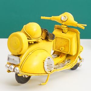 Modellino di Moto in Metallo Vintage Decorazione per la Casa <span class=keywords><strong>Arte</strong></span> <span class=keywords><strong>e</strong></span> Artigianato per Caffetteria Compleanno Scooter - Product Image 6
