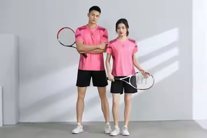 Chemises de tennis et de badminton pour hommes en polyester respirant et à séchage rapide, vente en gros - Product Image 5