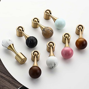 Poignées de style médiéval en laiton à trou unique - Boutons ronds à boule multicolores pour armoire/placard/meuble TV/tiroir - Product Image 4