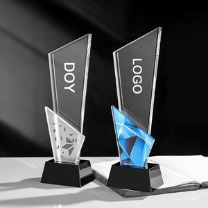 Trofeo de cristal personalizado, Logo en blanco, estrella de Metal, cristal sólido creativo, premio, regalos de negocios, venta al por mayor - Product Image 3