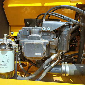 Excavadora Komatsu usada de Bajo tiempo de trabajo y bien mantenida, asequible, a la venta, a la venta - Product Image 2