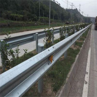 Valla de seguridad para carreteras, poste metálico galvanizado, viga de tráfico Q235 S235jr Q355b, valla de seguridad anticolisión