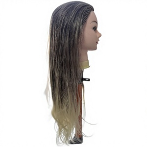 Tête de mannequin synthétique couleur ombrée, cheveux noirs à blonds pour la pratique de la coupe, du tressage et du coiffage - Product Image 3