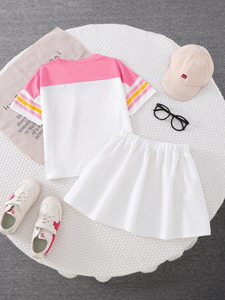 <span class=keywords><strong>T</strong></span>-shirt estiva da donna Casual da calcio <span class=keywords><strong>con</strong></span> scollo a <span class=keywords><strong>V</strong></span> e gonna a sbuffo 2 pz Set stampa modello per bambini - Product Image 2