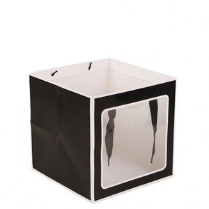 Sac en papier personnalisé avec logo, fond plat, idéal pour les cadeaux, l'emballage et les promotions - Product Image 1