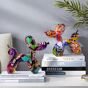 Adornos de perros inflables americanos, artesanías de resina deslumbrantes con grafitis creativos, decoraciones para la entrada del hogar, sala de estar y vitrina de vinos - Product Image 3