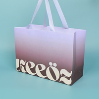 Sac en papier kraft de luxe avec logo personnalisé, dégradé, avec cordon de serrage, recyclable, emballage haut de gamme pour vêtements, cadeaux, artisanat, bougies