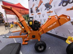 15HP essence GS120 <span class=keywords><strong>bois</strong></span> déchiqueteuse puce Branches Machine broyeur <span class=keywords><strong>de</strong></span> <span class=keywords><strong>bois</strong></span> pour ferme <span class=keywords><strong>jardin</strong></span> - Product Image 4