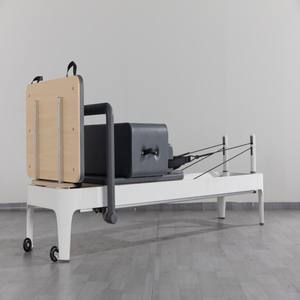 卸売ピラティスリフォーマーベッド | カスタムカラー & ロゴ | 強い負荷容量 | 工場直販価格 | スタジオ & ホーム使用 - Product Image 5