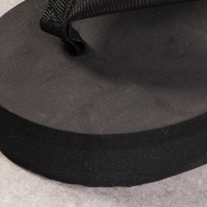 <span class=keywords><strong>Tongs</strong></span> plates tendance pour femmes, couleur unie, semelle épaisse, <span class=keywords><strong>noires</strong></span>, décontractées, simples, pour l'été - Product Image 2