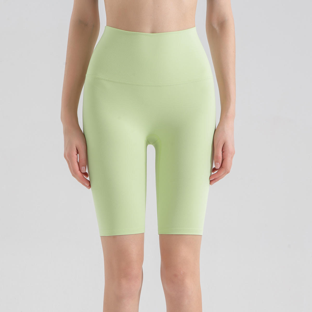 สีเขียวอ่อน