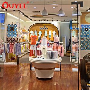 Pintura blanca de madera de moda de gama alta para niños, tienda de ropa para bebés, diseño de interiores para exhibición de tienda - Product Image 3