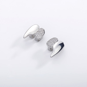 Grillz para dientes, diseño de colmillos de vampiro, estilo Hip Hop, oro, plata, con púas, aleación de cobre, decoración dental, joyería de moda unisex - Product Image 2