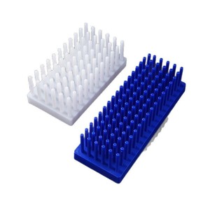 ชั้นวางหลอดทดลองแบบเสาพลาสติก 66 102 เสา วัสดุ PP ชั้นวางแบบคว่ำสำหรับใช้ในห้องปฏิบัติการ - Product Image 1