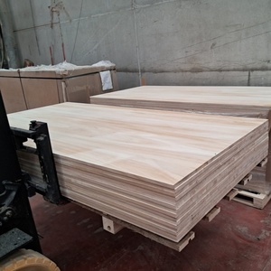 Haute qualité 15mm 18mm 20mm 25mm 27mm 30 <span class=keywords><strong>mm</strong></span> panneaux de <span class=keywords><strong>bois</strong></span> de paulownia panneau de paulownia en <span class=keywords><strong>bois</strong></span> <span class=keywords><strong>massif</strong></span> pour gâteaux et cercueils - Product Image 4