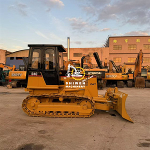 รถดันดินขนาดเล็ก CAT D4C มือสองคุณภาพสูงจากญี่ปุ่นแท้ เครื่องยนต์ขนาดเล็ก ใช้งานได้ดี สภาพดี - Product Image 4