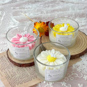 Aromatherapy Handmade Custom logo Color Soy Scented <b>Candle</b> with Flower - Product Image 2