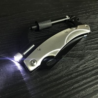 Couteau de poche multifonction portable industriel pour l'extérieur, avec mousqueton, lumière LED, tournevis, manche en alliage d'aluminium, 3Cr13 OEM