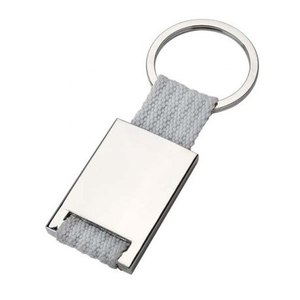 Porte-clés tendance en satin-nylon gris avec logo personnalisé au laser, en alliage de zinc et cuir, pour l'organisation des clés - Product Image 1
