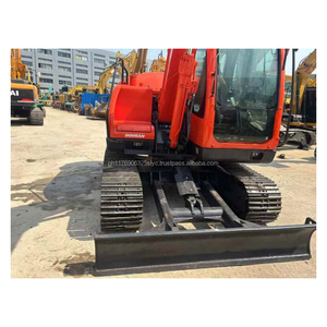 Excavadora Doosan usada original de 8 toneladas Excavadora Doosan pequeña usada original de Corea con buenas condiciones para la venta - Product Image 4