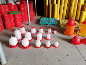 Abreuvoirs et mangeoires de <span class=keywords><strong>poulet</strong></span> de haute qualité et au <span class=keywords><strong>prix</strong></span> le plus bas - Product Image 3