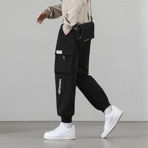 Combinaison en soie glacée personnalisable avec logo pour homme – Nouvelle collection été 2025 – Coupe ample et polyvalente, multi-poches, décontractée et respirante - Product Image 4