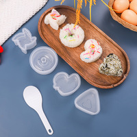 Ustensiles de cuisine mignons en forme d'animal Ensemble de moules à Bento en plastique de qualité alimentaire pour boules de riz à sushi Moule d'amour triangulaire à biscuits pour bricolage
