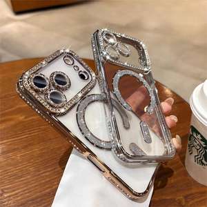Funda para iPhone 17 Pro Max, con borde de diamantes de imitación, magnética, transparente, electrochapada, brillante, de cobertura total y a prueba de golpes. - Product Image 4