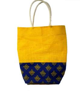 Nuevo último diseño de tendencia 100% bolso de mano de algodón para compras de comestibles diseño de impresión de logotipo personalizado en diferentes tamaños y estilos - Product Image 4