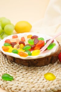 Caramelos de Goma con Sabor a Frutas, Venta al por Mayor OEM/ODM, Caramelos de Goma Dulces de Fresa, Uva, Manzana, Ácidos, Multicolores, con Formas Variadas - Product Image 4