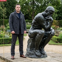 Sculpture Le Penseur de Rodin en bronze moulé grandeur nature, patine foncée antique, décoration pour musée, université, campus